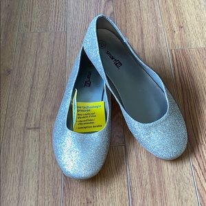 New Smart Fit Girls Sparkle Glitter Flats Size 2.5